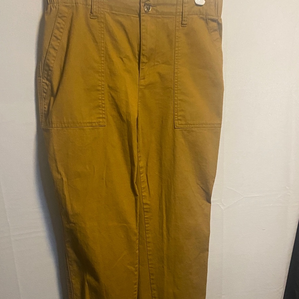 Old Navy Women's Mustard Cargo Pants